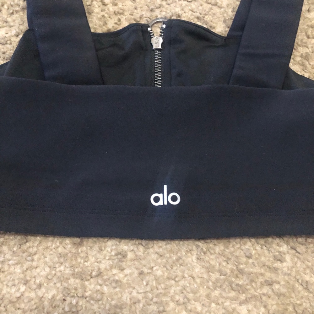 ALO Yoga Black Zip-Front Cropped Tank, Sports Bra Size Small Great conditions - Picture 4 of 5